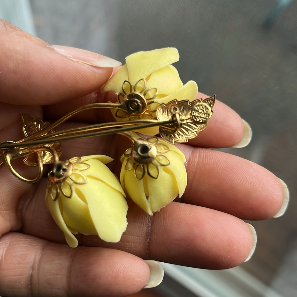 Broach - Picture 3 of 3